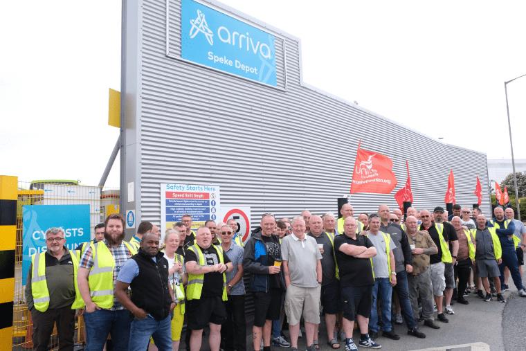 Arriva picket line near Liverpool in July 2022 (Picture: @unitetheunion Twitter)