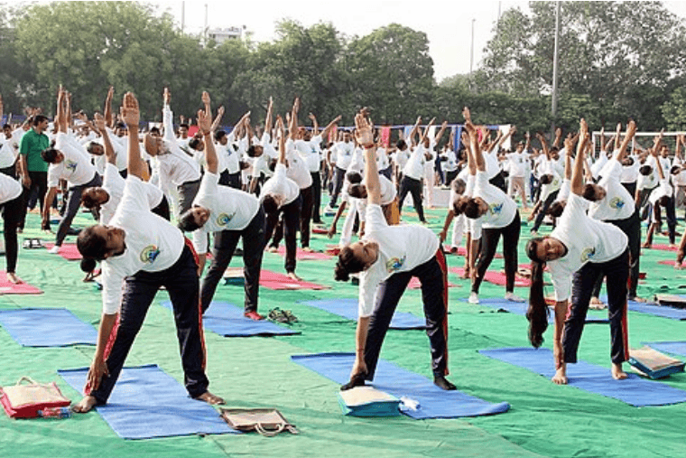 Delhi police cops doing Yoga