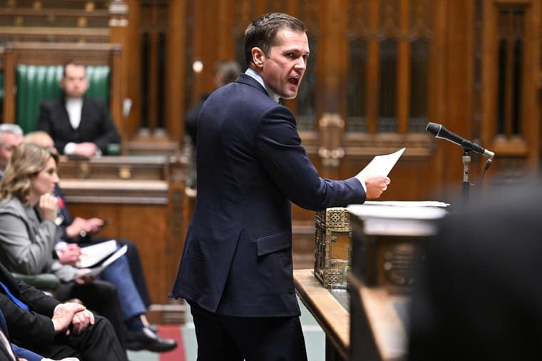 Jenrick plans to end unemployment through punishment (Photo: uk_parliament/Flickr)