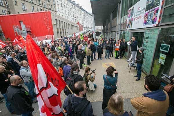 As strikes spread across France - the fight can go much further to stop Macron